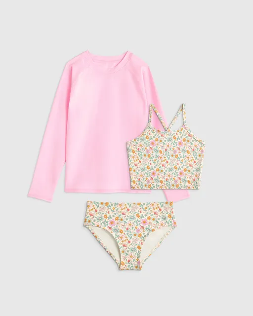 Quince ad creative: Tankini and Long Sleeve Raglan Rash Guard Set