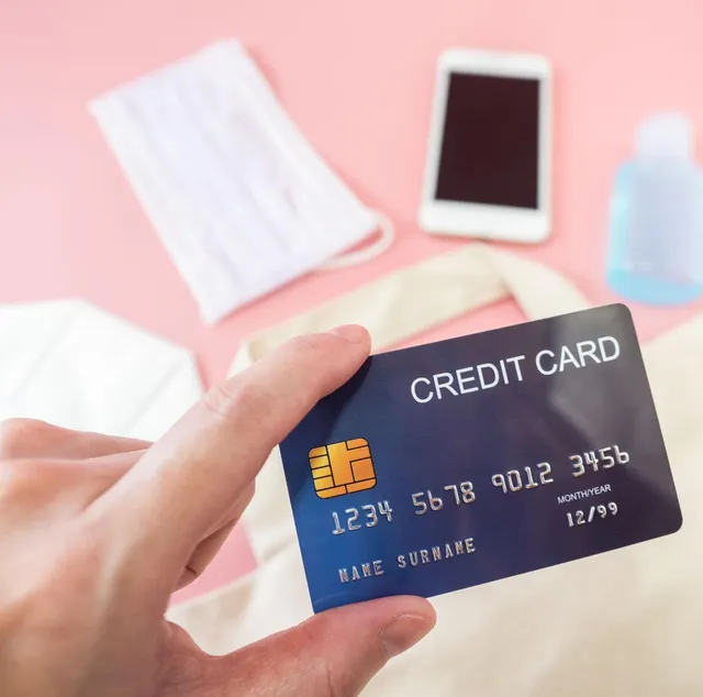 BestMoney ad creative: 10 Best Travel Cards of 2026