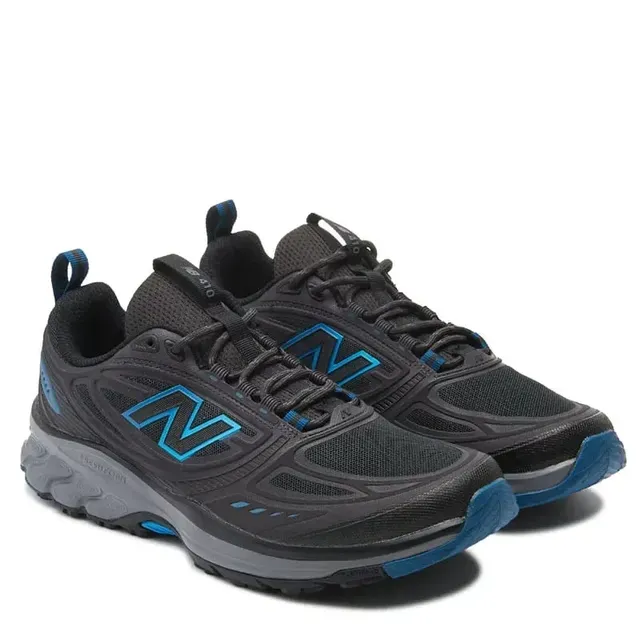 Famous Footwear ad creative: Fresh Foam 410 V9 Trail Shoes