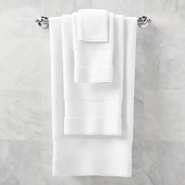 Frontgate ad creative: The perfect towel upgrade
