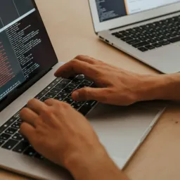 Clutch ad creative: Clutch: Find Top Software Developers