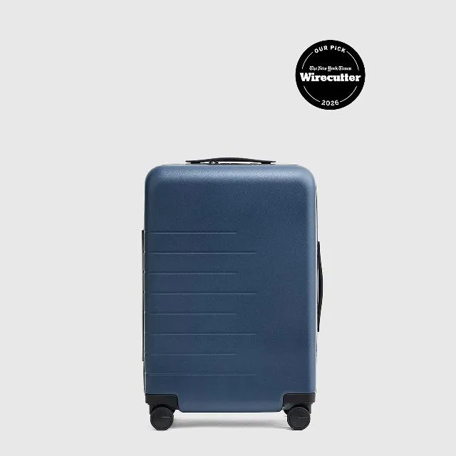 Quince ad creative: Carry-On That Meets Requirements