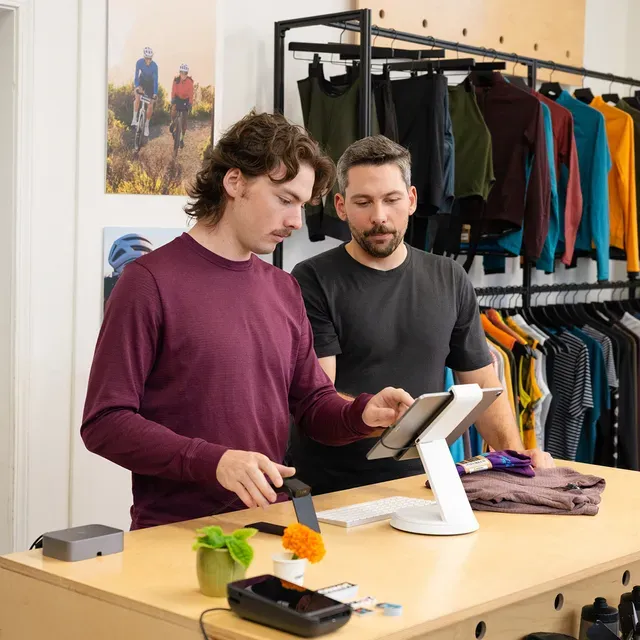 Shopify ad creative: Compare Ecommerce Payments
