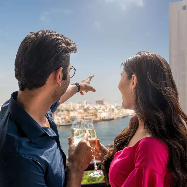 ad.doubleclick.net ad creative: Looking for a waterfront hotel in Dubai?